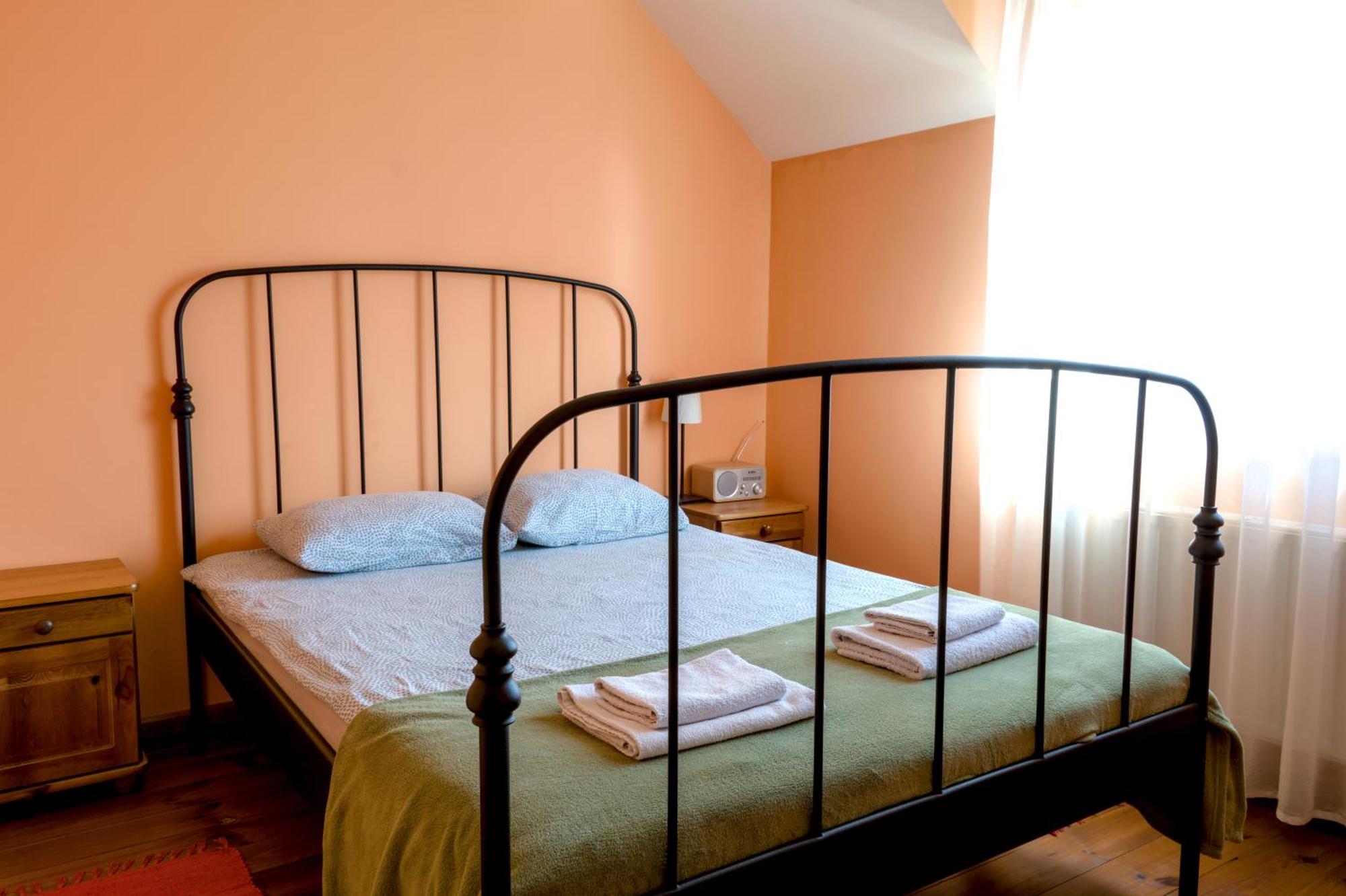 Bed and Breakfast Gosciniec Kocmierzow Сандомир Экстерьер фото