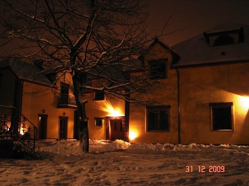 Bed and Breakfast Gosciniec Kocmierzow Сандомир Экстерьер фото